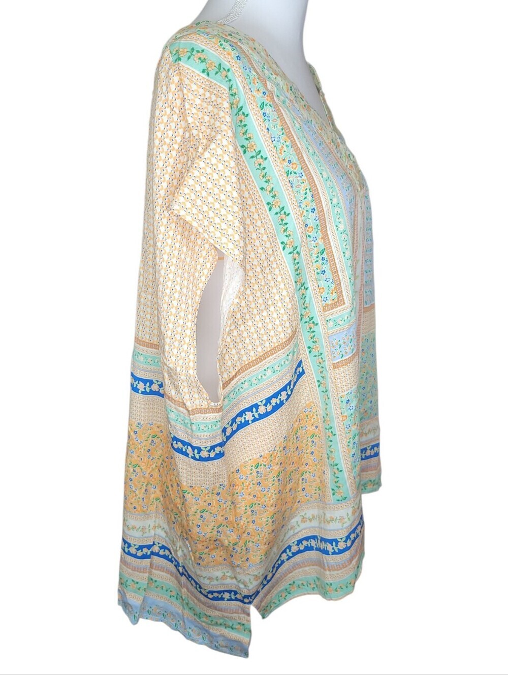 Rose + Olive Floral Print Vneck Short Sleeve Blouse - Picture 3 of 9